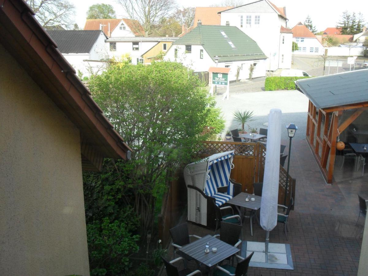 Hotel-Pension Zur Mole Wiek auf Rügen 외부 사진